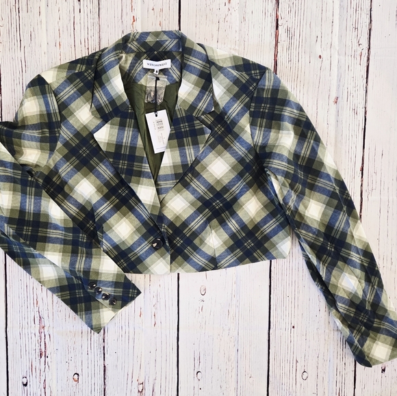 WeWoreWhat Jackets & Blazers - WeWoreWhat Blue and Green Plaid Cropped Boxy Blazer NWT Size Large